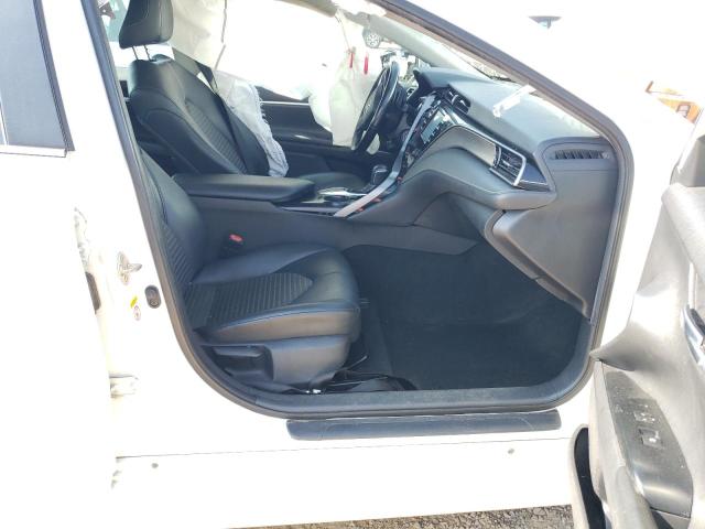 2019 TOYOTA CAMRY L/LE 4T1B11HK2KU729416