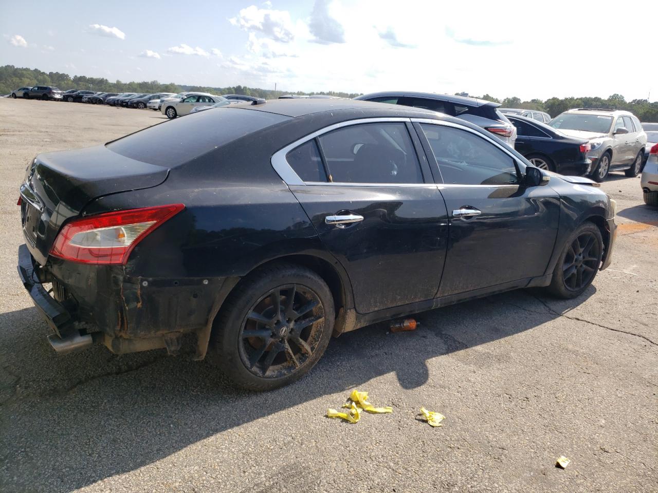 Lot #2753266796 2011 NISSAN MAXIMA S