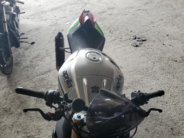 2017 APRILIA TUONO V4 1 ZD4KGUA02HS000452