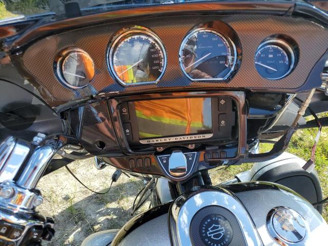 2015 HARLEY-DAVIDSON FLHXSE CVO 1HD1PXN18FB958762