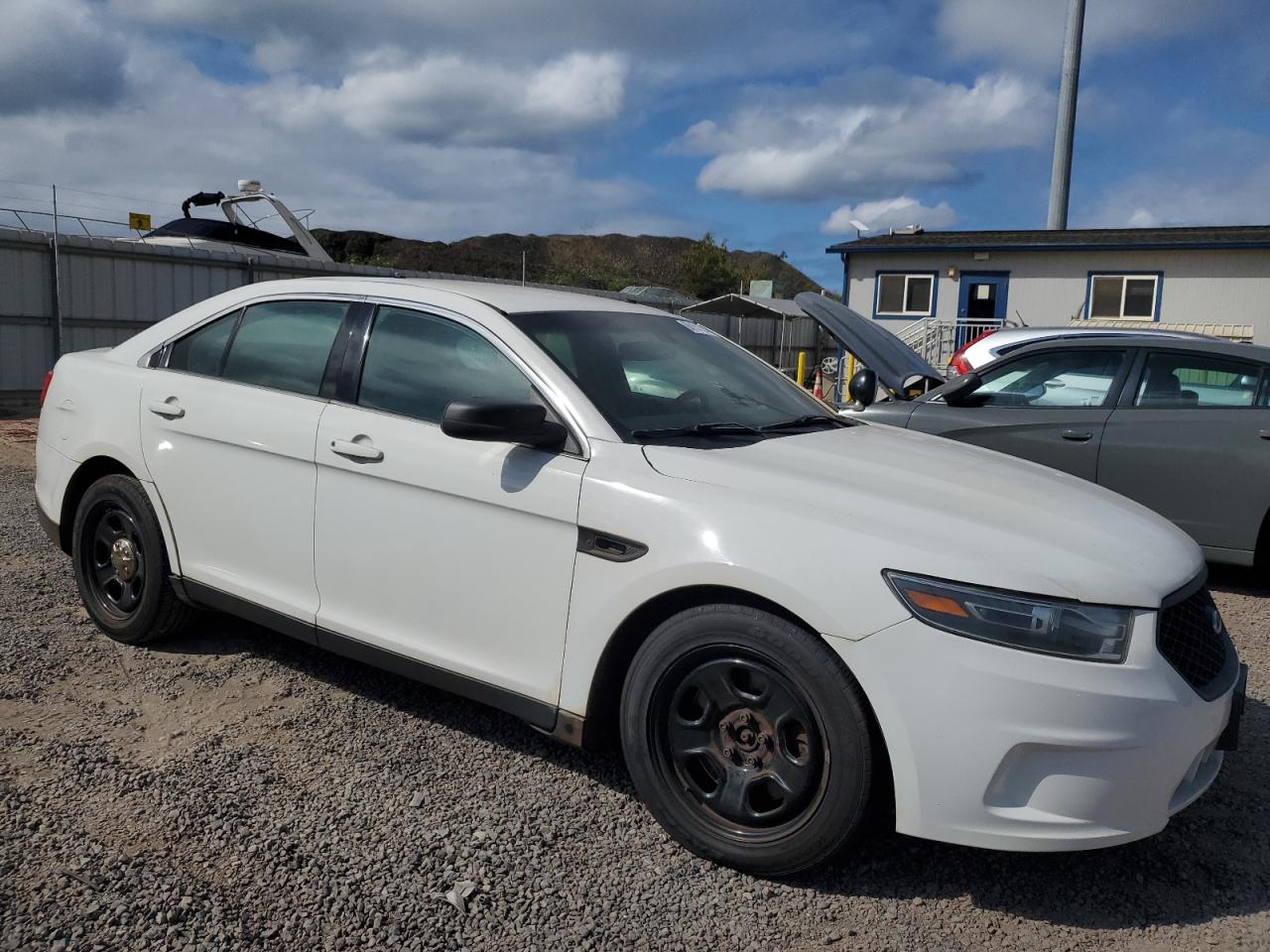 Lot #2795090627 2018 FORD TAURUS POL