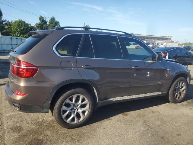 VIN 5UXZV4C56D0B16835 2013 BMW X5, Xdrive35I no.3