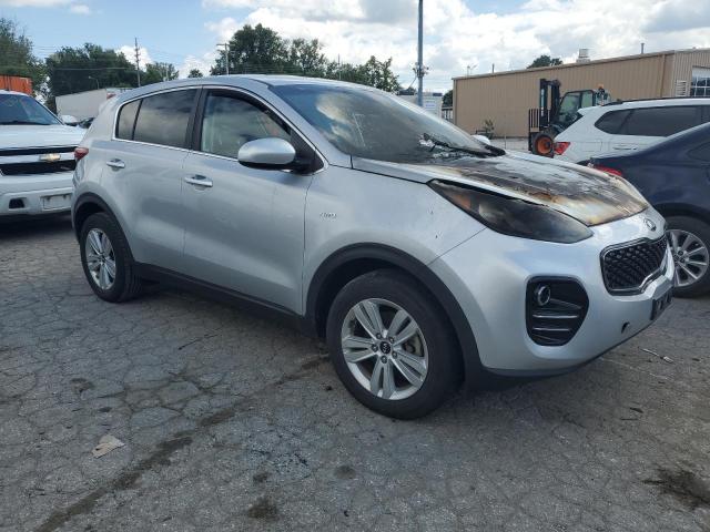 VIN KNDPMCAC7H7129966 2017 KIA Sportage, LX no.4