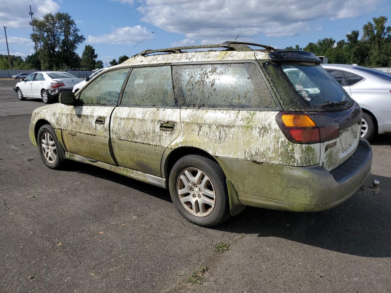 Lot #2957627114 2000 SUBARU LEGACY OUT