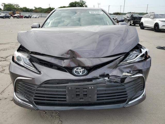 VIN 4T1F11BK2NU057582 2022 Toyota Camry, Xle no.5