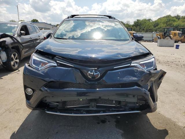 VIN JTMDFREV5JJ257479 2018 Toyota RAV4, Limited no.5