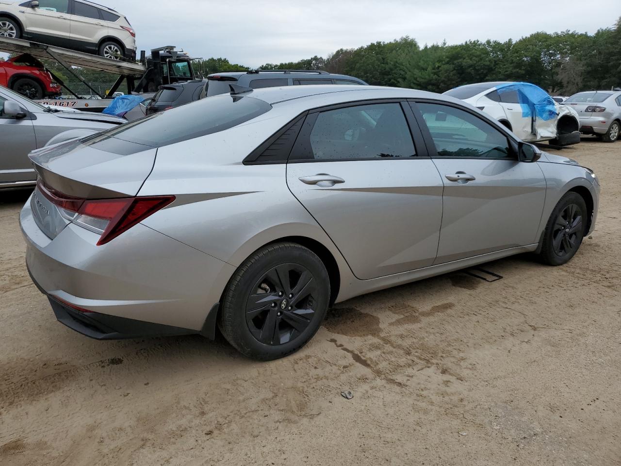 Lot #2905055132 2023 HYUNDAI ELANTRA SE