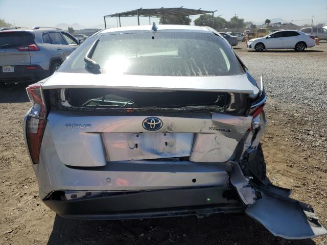 VIN JTDKARFU0J3063555 2018 Toyota Prius no.6