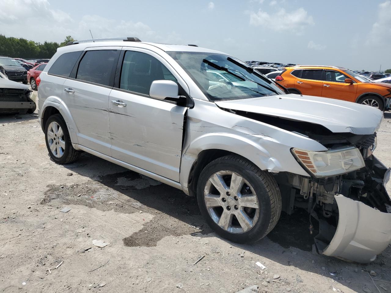 Lot #2821485419 2011 DODGE JOURNEY LU