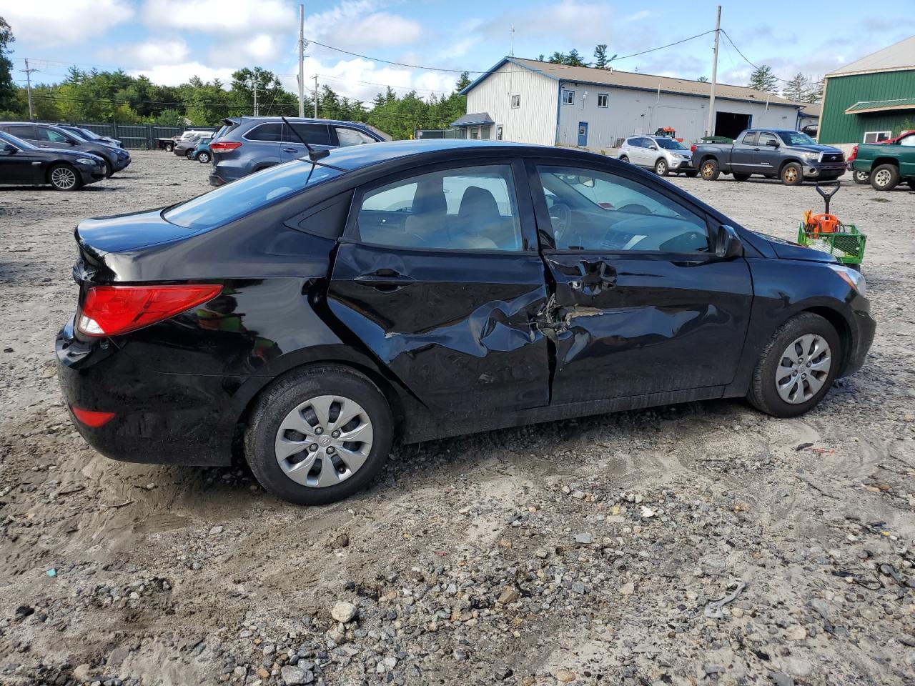 Lot #2895627427 2017 HYUNDAI ACCENT SE