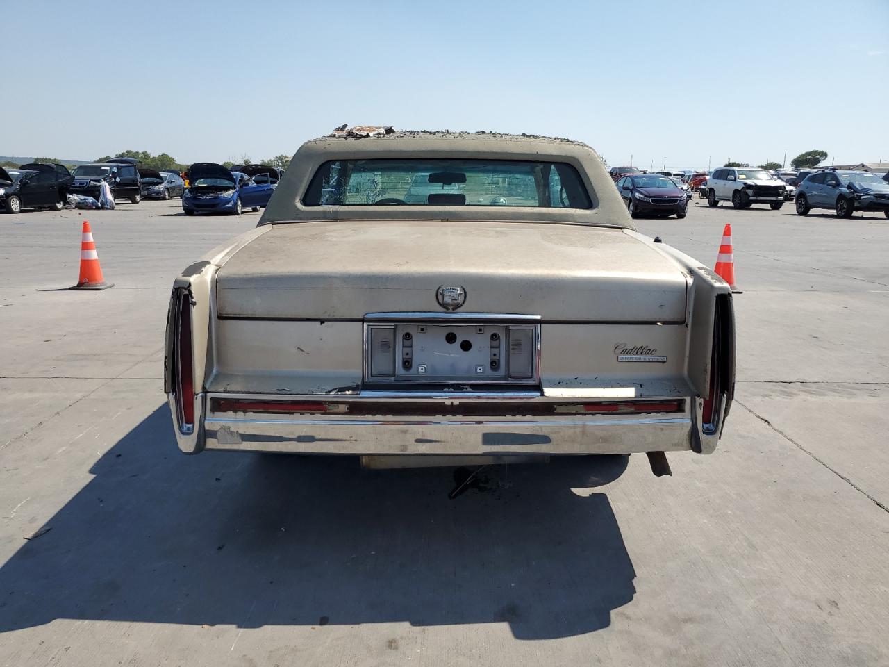 Lot #3040702775 1992 CADILLAC DEVILLE