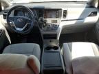 TOYOTA SIENNA LE photo