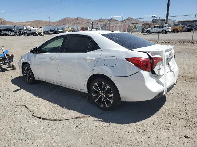 VIN 2T1BURHE9JC975217 2018 Toyota Corolla, L no.2