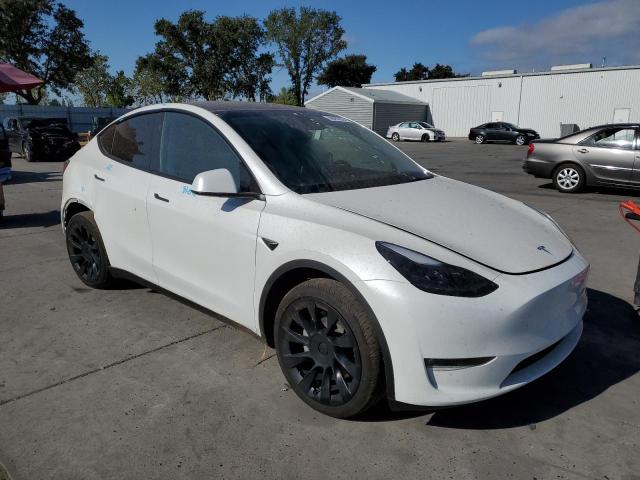 VIN 7SAYGAEE9PF835117 2023 Tesla MODEL Y no.4