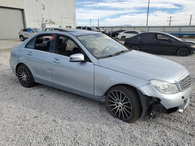 VIN WDDGF8AB2DR286694 2013 Mercedes-Benz C-Class, 3... no.4