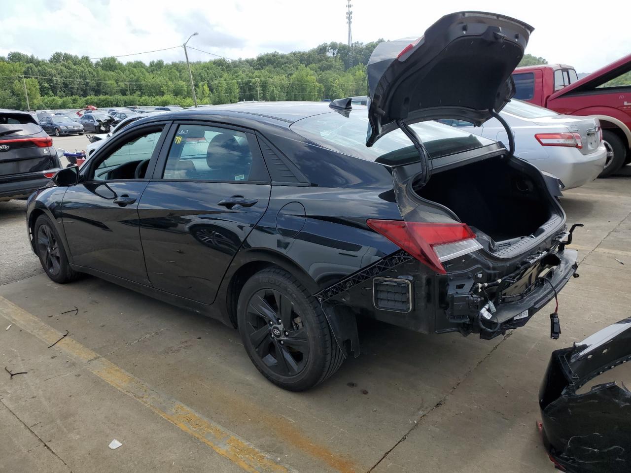 Lot #2756542745 2021 HYUNDAI ELANTRA SE