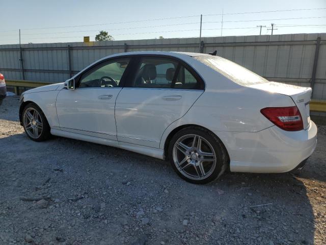 VIN WDDGF8AB4EG227305 2014 Mercedes-Benz C-Class, 3... no.2