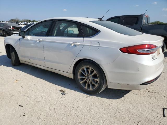 VIN 3FA6P0H71HR200555 2017 Ford Fusion, SE no.2