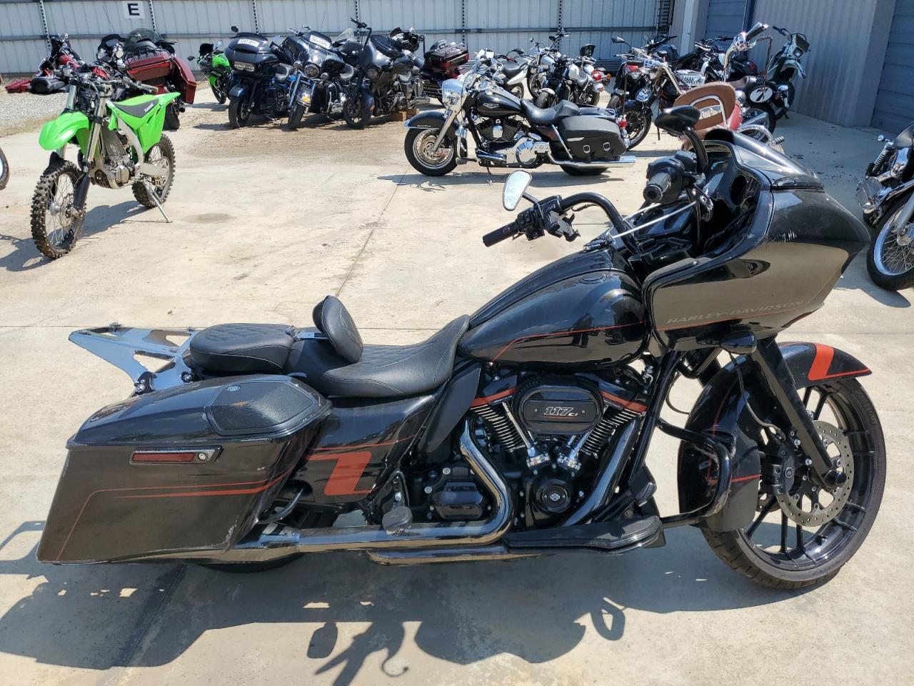 1HD1TCL11JB959218 HARLEY-DAVIDSON FLTRXSE CV 2018