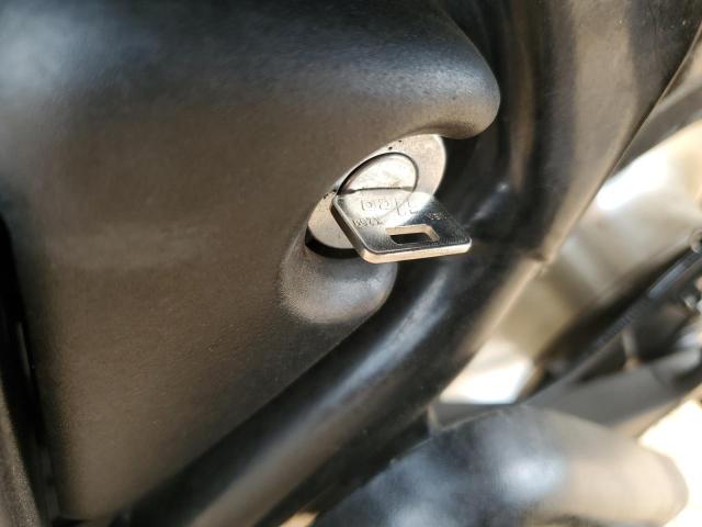 2003 TRIUMPH MOTORCYCLE SPEED MAST - SMT915JN13J184179