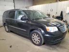 CHRYSLER TOWN & COU photo