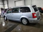 CHRYSLER TOWN & COU photo