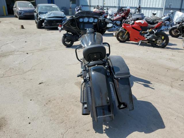 2018 HARLEY-DAVIDSON FLHX STREE - 1HD1KBC39JB676581