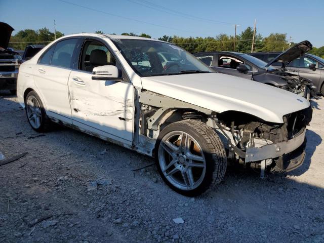 VIN WDDGF8AB4EG227305 2014 Mercedes-Benz C-Class, 3... no.4