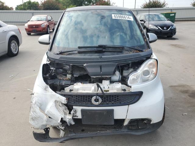 VIN WMEEJ3BA7EK753967 2014 Smart Fortwo, Pure no.5