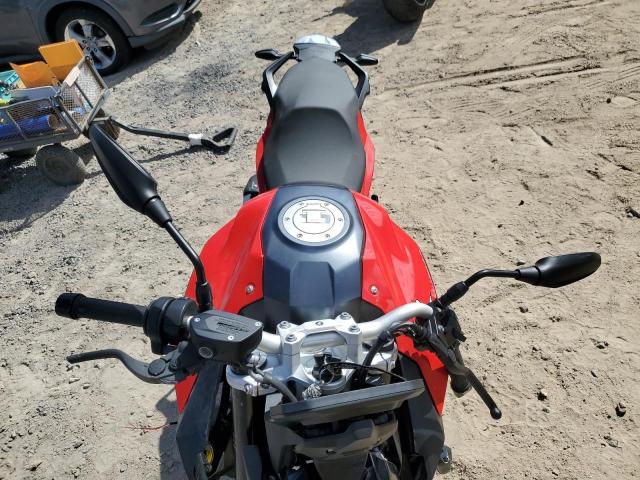 2024 BMW F 900 R WB10K1305R6K03212