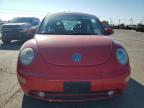 VOLKSWAGEN NEW BEETLE photo