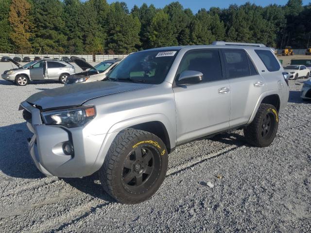 2017 TOYOTA 4RUNNER SR5/SR5 PREMIUM 2017