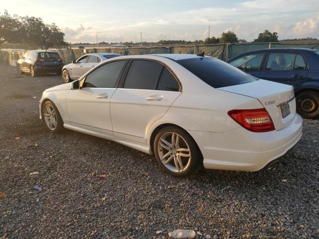 VIN WDDGF4HB1DA831684 2013 Mercedes-Benz C-Class, 250 no.2