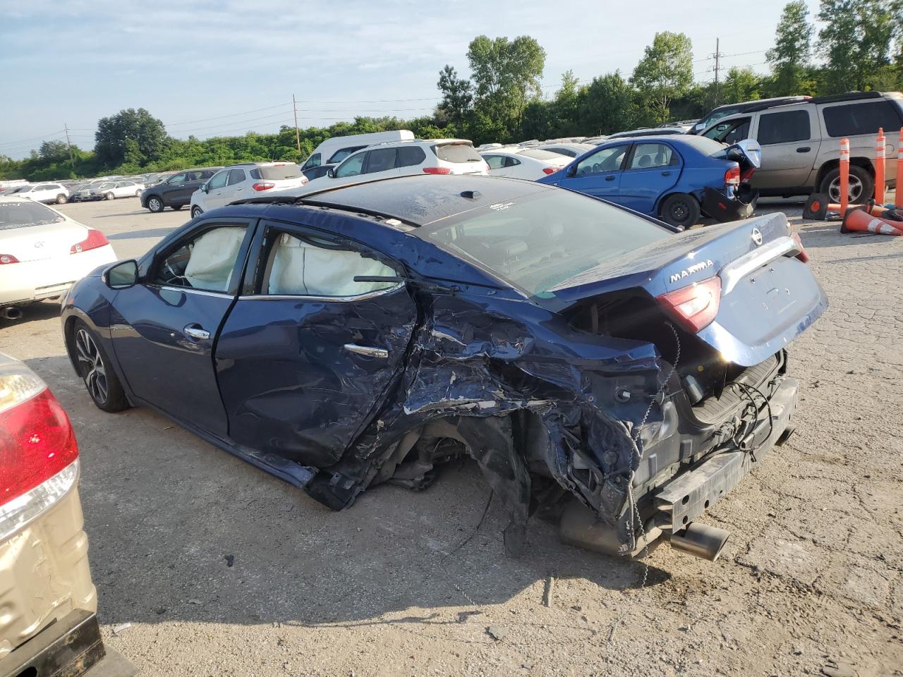 Lot #2835163226 2017 NISSAN MAXIMA 3.5