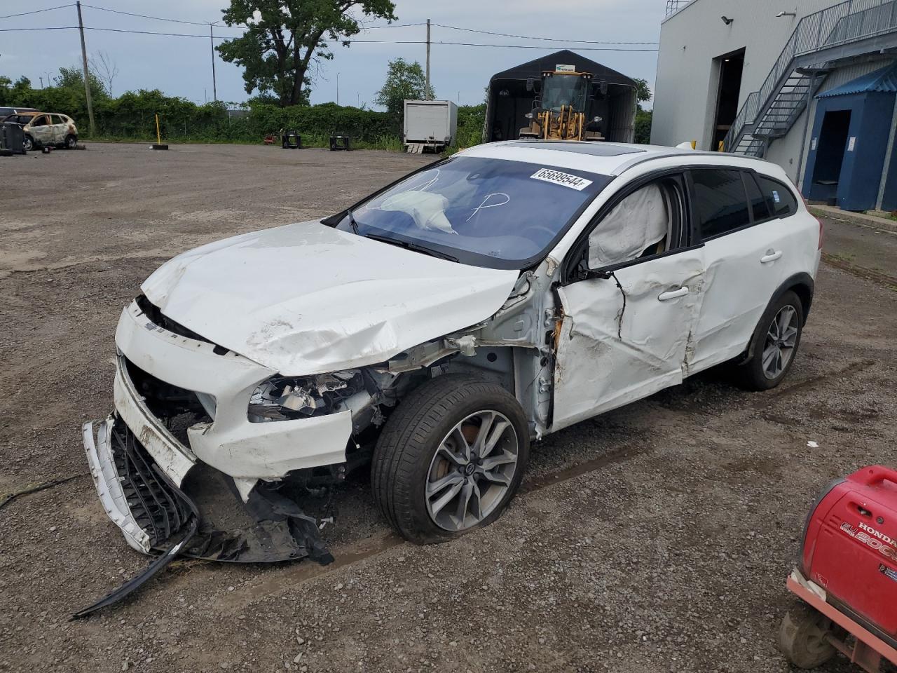 YV440MWKXJ2052613 VOLVO V60 CROSS 2018