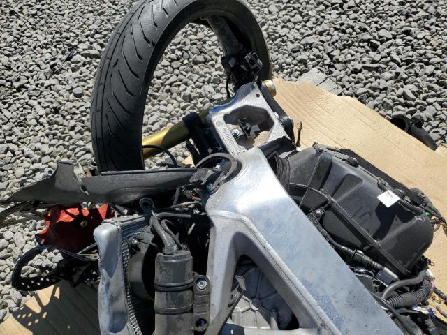 2020 APRILIA RSV4 ZD4KEU004LS001912