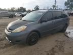 TOYOTA SIENNA CE photo