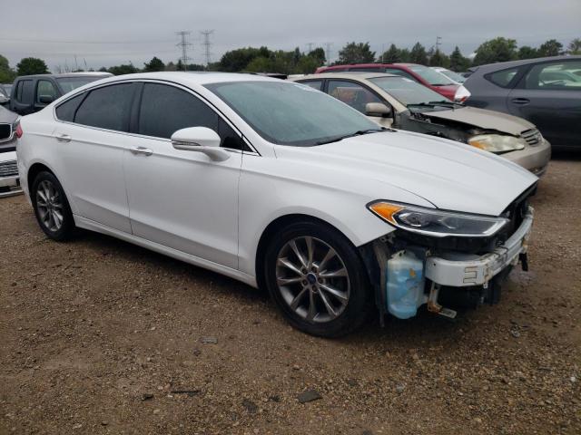 VIN 3FA6P0HD1HR365544 2017 Ford Fusion, SE no.4