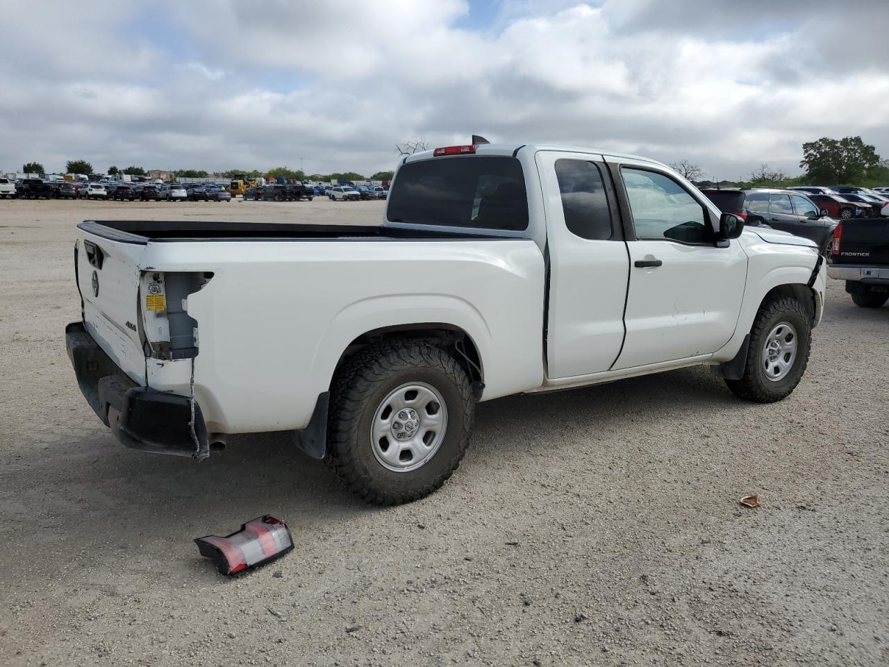 Lot #2806761104 2022 NISSAN FRONTIER S