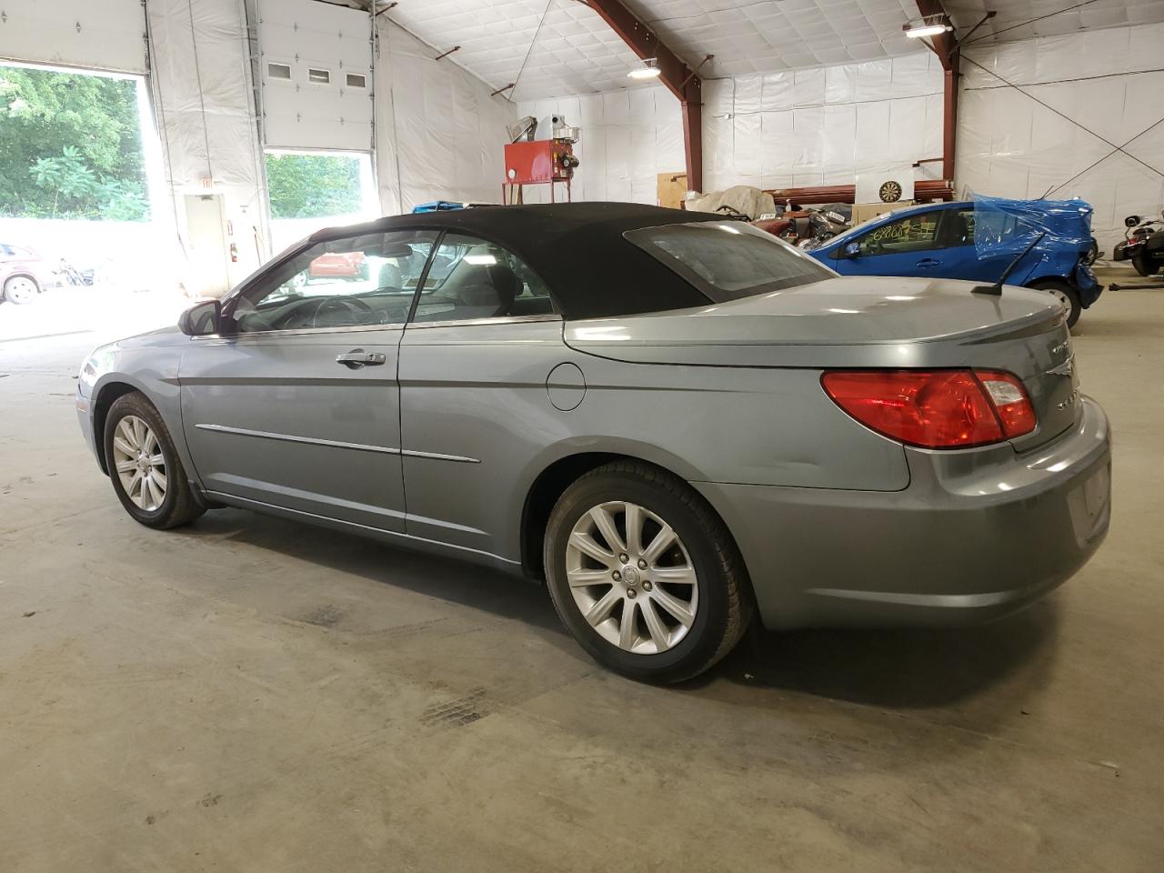 Lot #2907095749 2010 CHRYSLER SEBRING TO