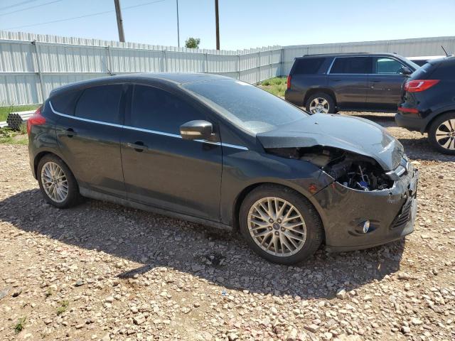 VIN 1FADP3N25EL268322 2014 Ford Focus, Titanium no.4