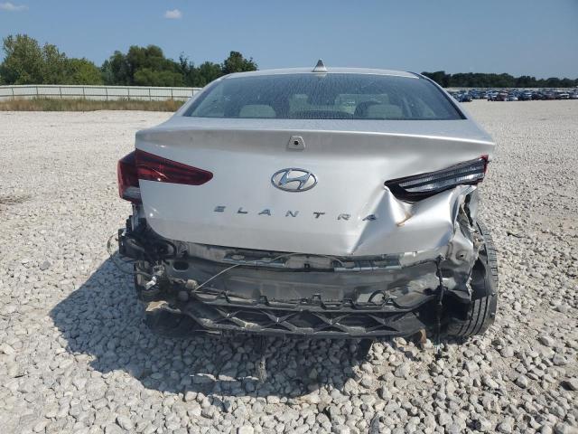 2019 HYUNDAI ELANTRA SE - KMHD84LF7KU875830