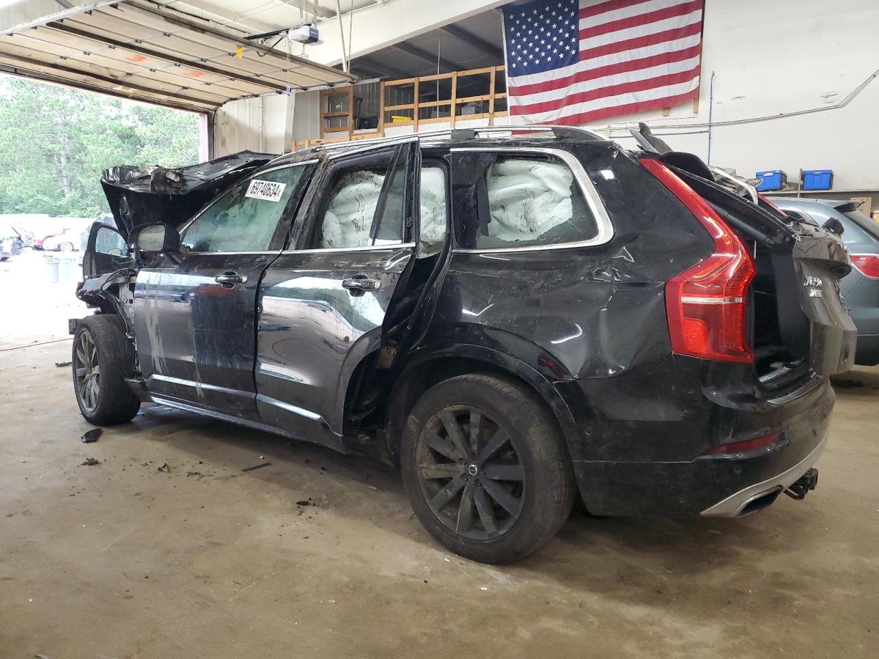 Lot #2955296643 2016 VOLVO XC90 T6