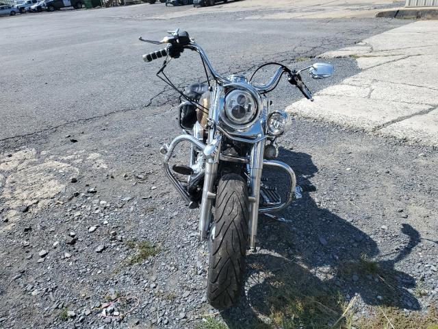 2014 HARLEY-DAVIDSON FLSTC HERI 1HD1BWV14EB023424