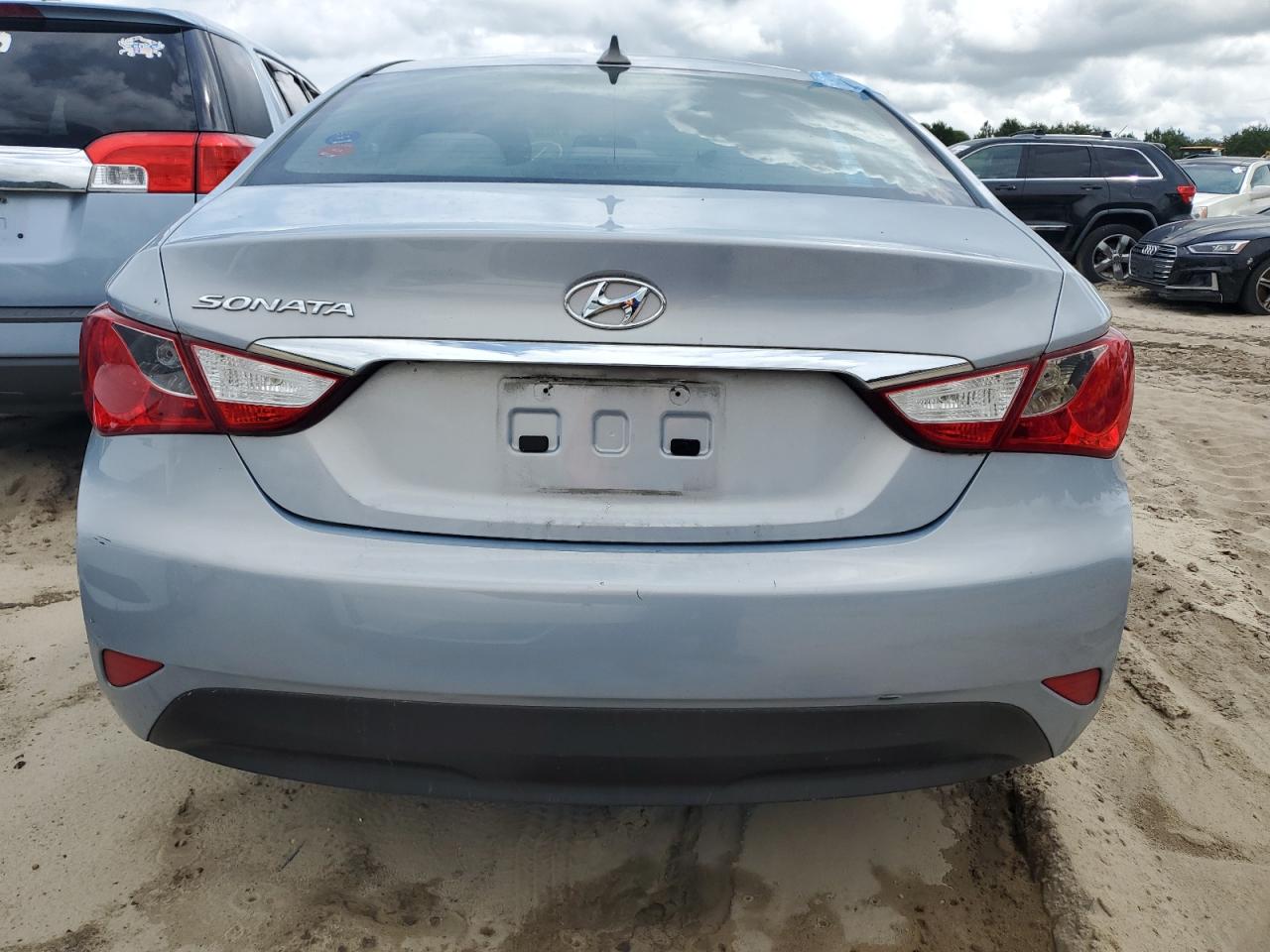 Lot #2735696789 2014 HYUNDAI SONATA GLS