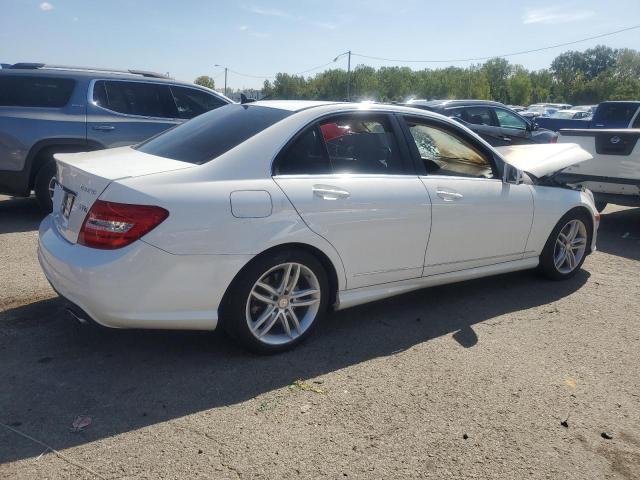 VIN WDDGF8AB2EA954817 2014 Mercedes-Benz C-Class, 3... no.3