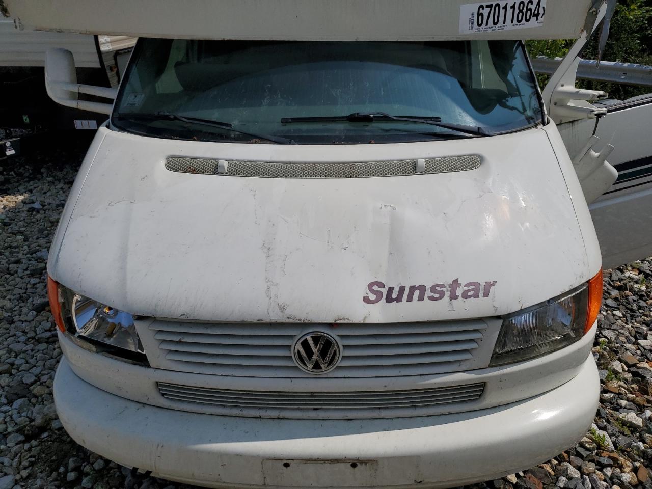 Lot #2888233268 2002 WINNEBAGO SUNSTAR