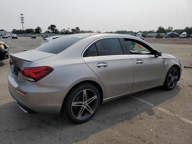 VIN WDD3G4FB1KW022040 2019 MERCEDES-BENZ A-CLASS no.3