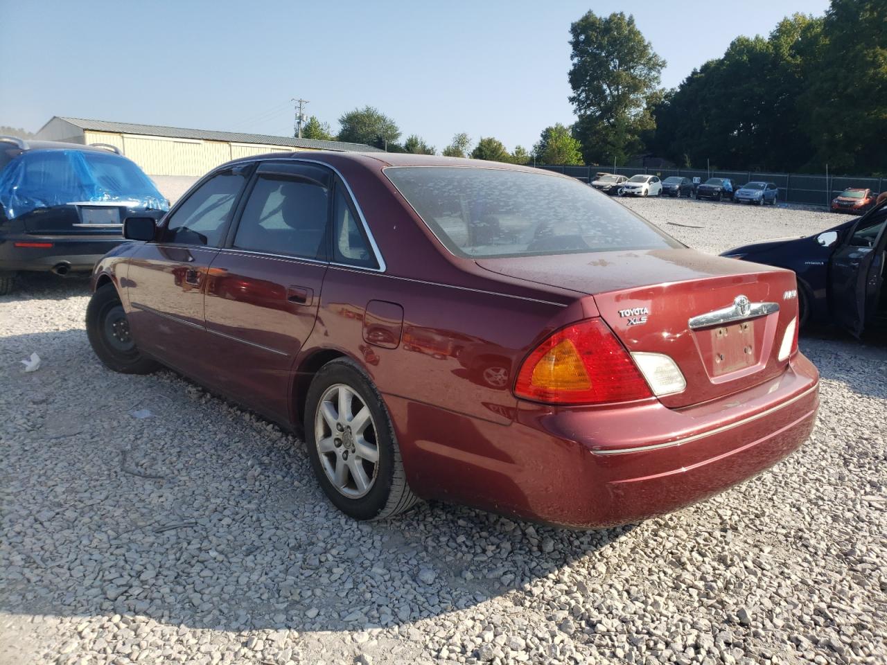 Lot #2786870446 2000 TOYOTA AVALON XL