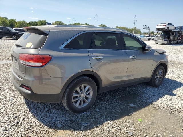 VIN 5XYPG4A35GG035633 2016 KIA Sorento, LX no.3